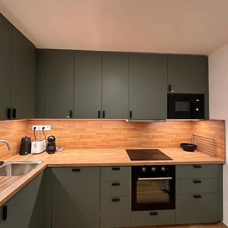 Vyskoc Na Hory Apartamento *