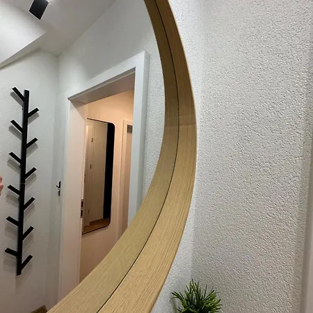 Vyskoc Na Hory * Nová Lesná