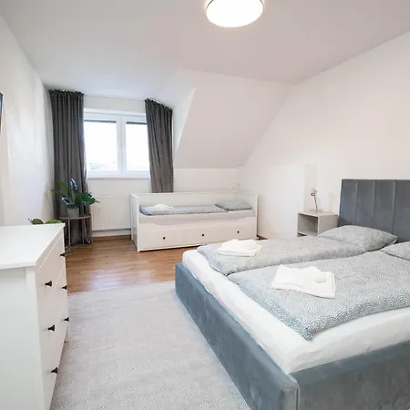 Vyskoc Na Hory * Nová Lesná